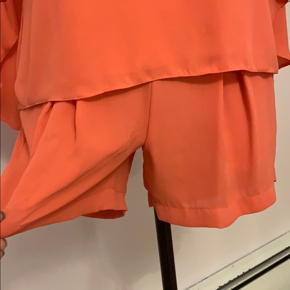 Set short & blouse - Picture 4 of 10